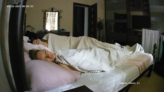 realm64-cam17-1758391374