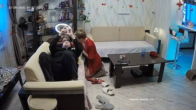 realm64-cam14-1766927351