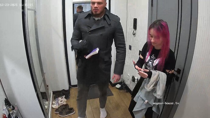 realm42-cam110-1766508304