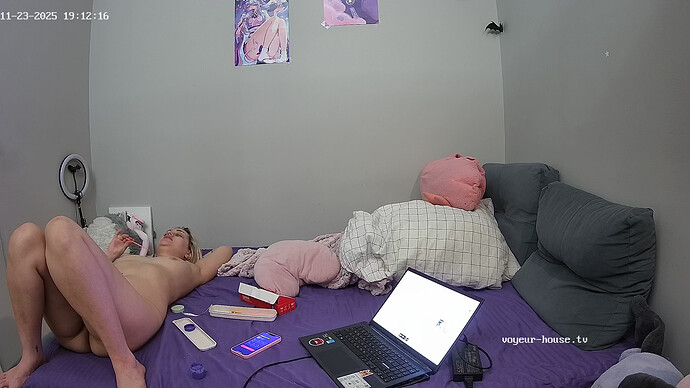 realm123-cam15-1763914378