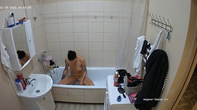 realm130-cam19-1767099553