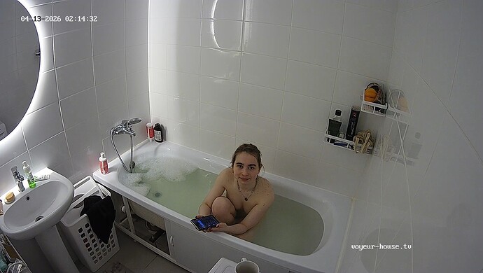 realm143-cam110-1776091851