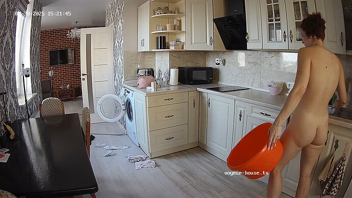 realm8-cam13-1756640643