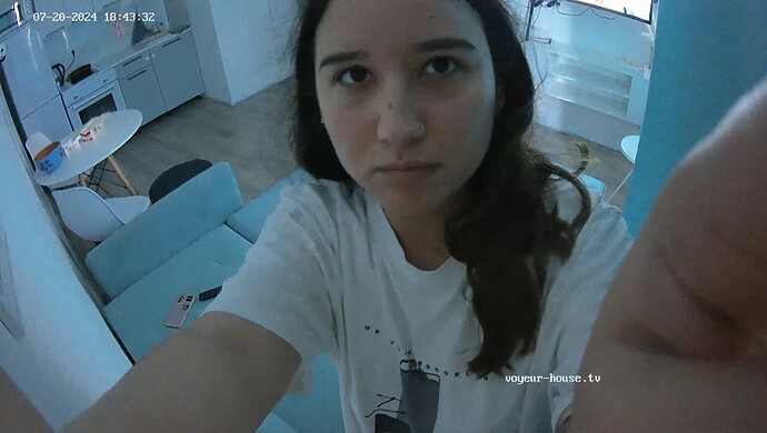 realm2-cam16-1721490263