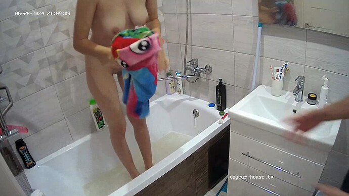 realm22-cam19-1719604258