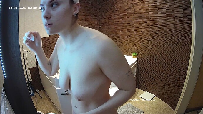 realm8-cam115-1767192551