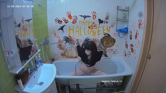 realm73-cam19-1699495694