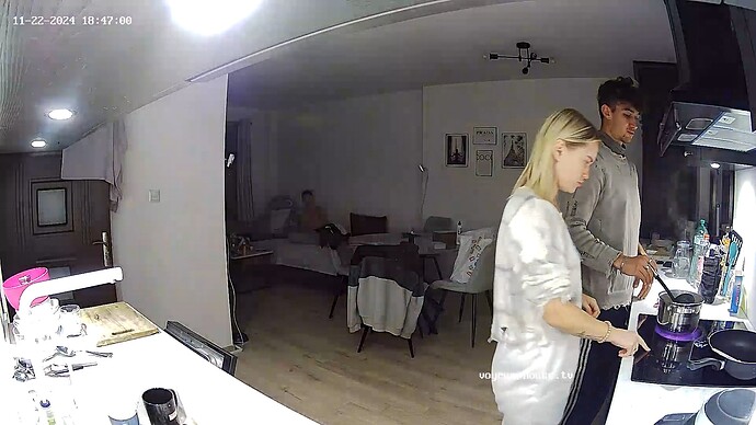 realm1-cam12-1732294046