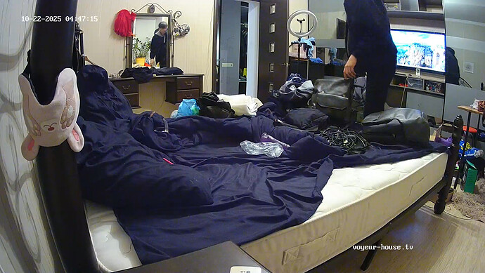 realm64-cam17-1761097699