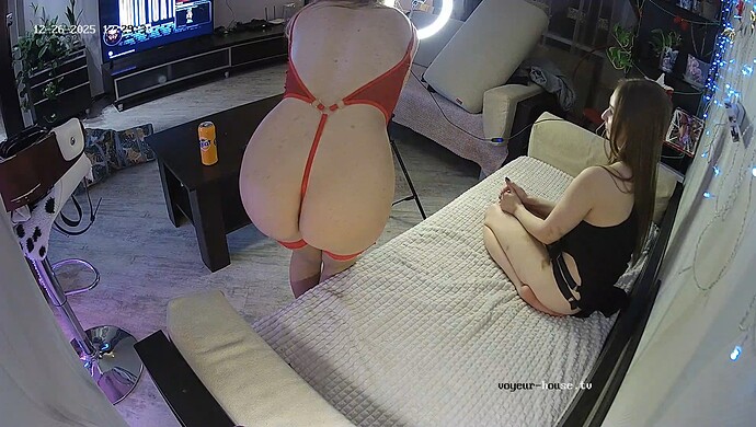 realm64-cam16-1766794155