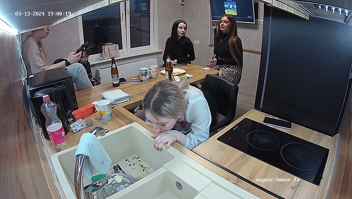 realm1-cam12-1710345806