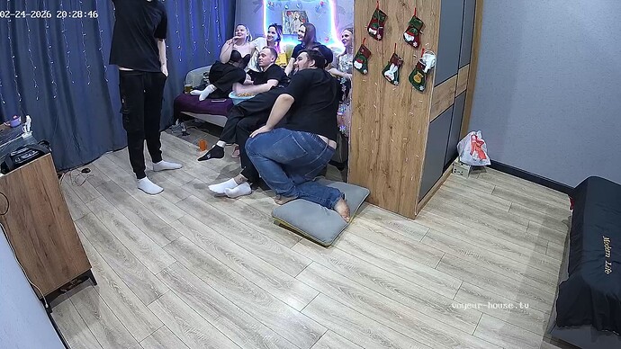 realm42-cam13-1771954182