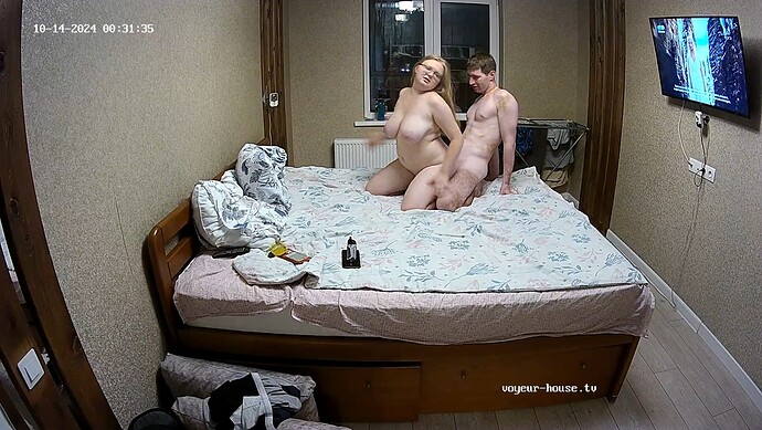 realm28-cam19-1728873520