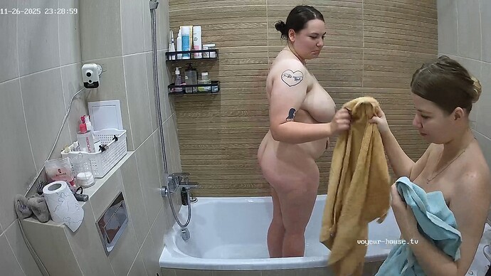 realm127-cam110-1764202802