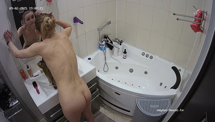 realm64-cam110-1756840952