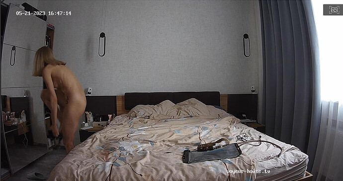 Screenshot 2023-05-21 at 09-47-59 Guest bedroom camera at Sophia Elon Claudia reallifecam apartment at Voyeur House TV (cam110)