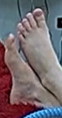 feet Lyla 9-2-22