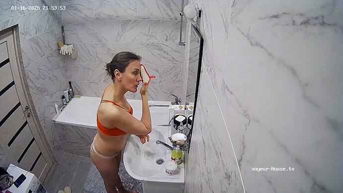 realm141-cam110-1768589673