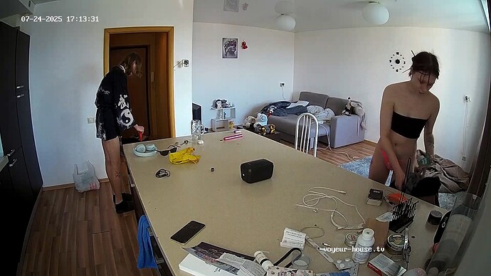 realm52-cam12-1753358700