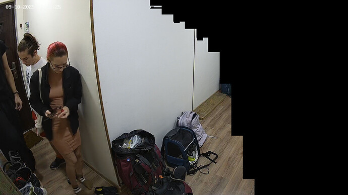 realm114-cam110-1757531127