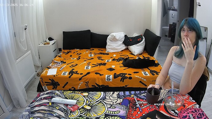 realm5-cam15-1765639806