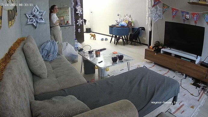 realm6-cam15-1766310762