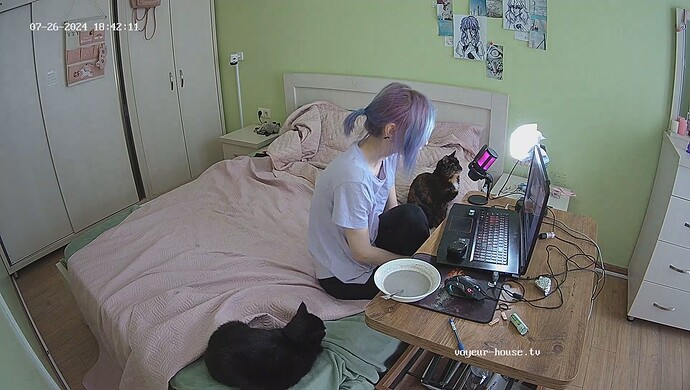 realm98-cam16-1722004971