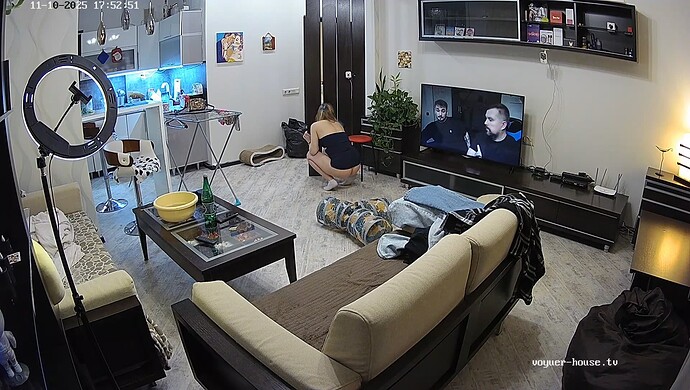 realm64-cam15-1762790009