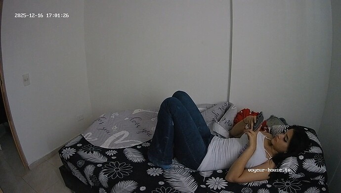 realm129-cam19-1765922514