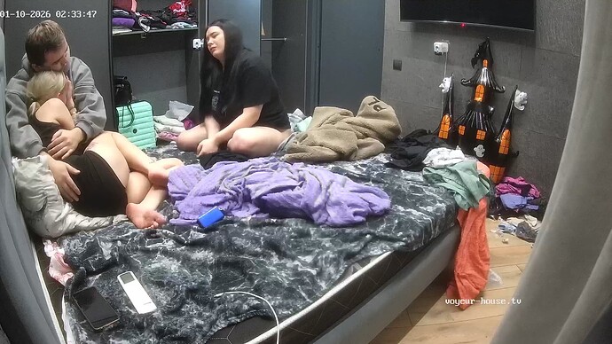 realm108-cam17-1768002174