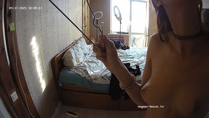 realm28-cam19-1758124049