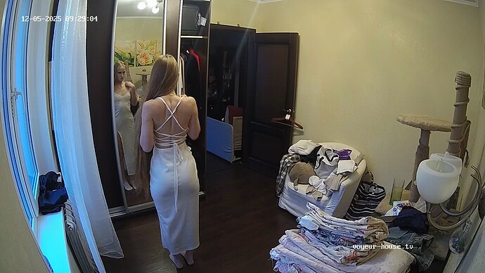 realm7-cam19-1764946649