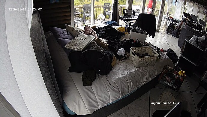 realm139-cam14-1768073082