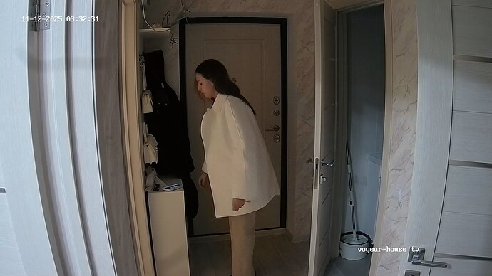 realm13-cam110-1762909300