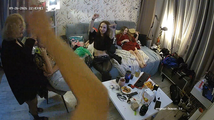 realm18-cam15-1790451842