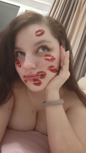 Snapchat-1363730012
