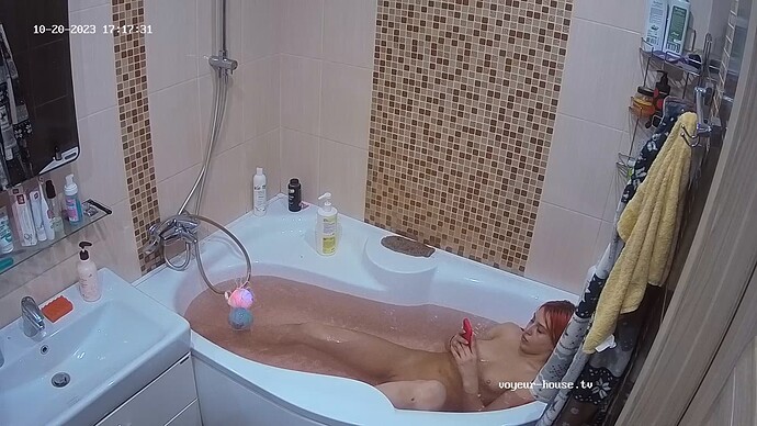 realm62-cam110-1697830427