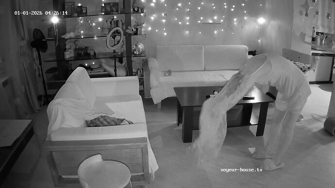 realm64-cam14-1767231508