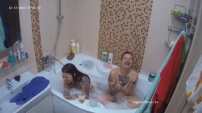 realm62-cam110-1702499216