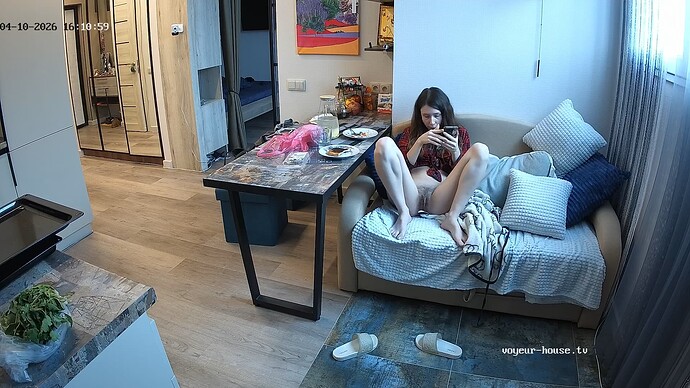 realm152-cam13-1775827210