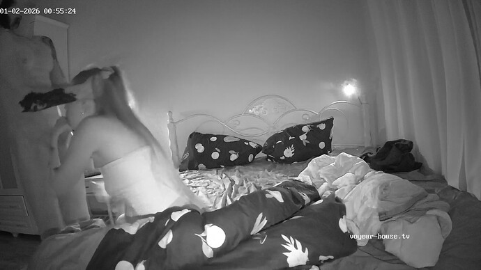 realm126-cam18-1767375830