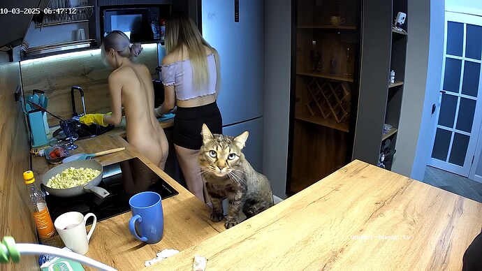 RosyAleks-20251003-12