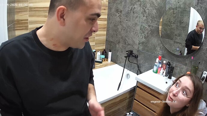 realm56-cam19-1759531110