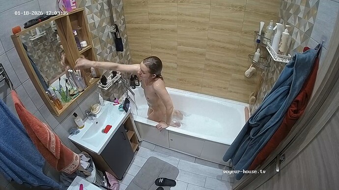 realm18-cam113-1768775349