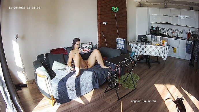 realm114-cam14-1762680309