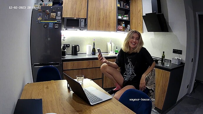 realm8-cam12-1701540400