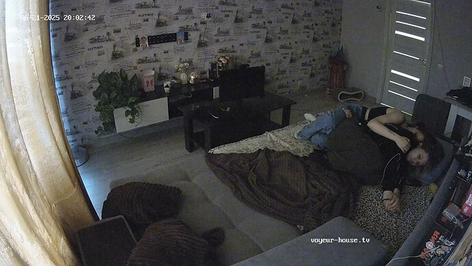 realm64-cam14-1750526076