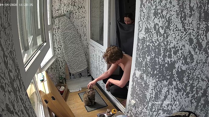 realm42-cam111-1776163198