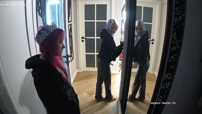 realm94-cam111-1761443201