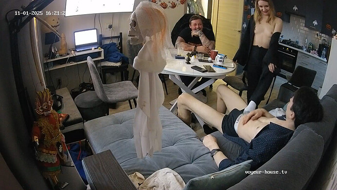 realm18-cam13-1762004709